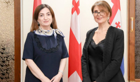 Բաթումում ՀՀ գլխավոր հյուպատոս Նարինե Մաթոսյանը գլխավոր հյուպատոսությունում հյուրընկալել է Աջարիայի Ինքնավար Հանրապետության մշակույթի նախարար Էլիսո Բոլքվաձեին