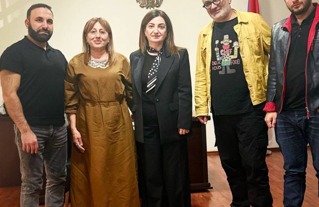 Բաթումում ՀՀ Գլխավոր հյուպատոս Նարինե Մաթոսյանի հանդիպումը հայ մշակույթի գործիչների հետ