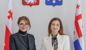 Բաթումում Հայաստանի Հանրապետության գլխավոր հյուպատոս Նարինե Մաթոսյանի հանդիպումը Աջարիայի մշակույթի նախարար Էլիսո Բոլքվաձեի հետ