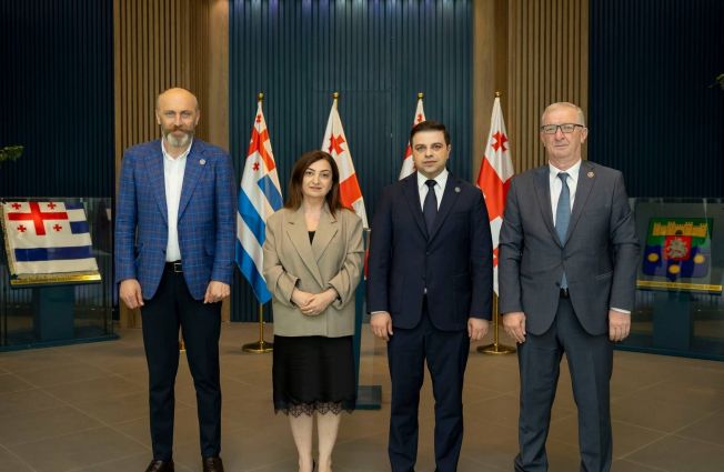 Բաթումում ՀՀ գլխավոր հյուպատոս Նարինե Մաթոսյանի հրաժեշտի հանդիպումը Աջարիայի Ինքնավար Հանրապետության Գերագույն խորհրդի նախագահ Ցոտնե Անանիձեի հետ